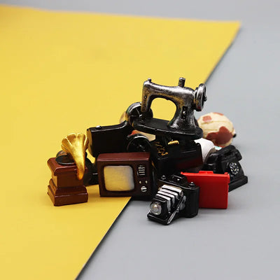 Retro Appliances Model Miniature Camera Gramophone TV Radio Fan Wall Clock DIY Doll House Decor, Terrarium Landscape Figurines