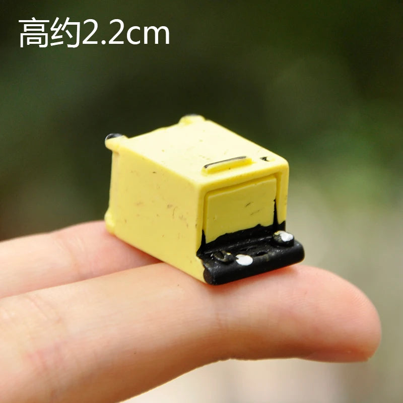 Retro Appliances Model Miniature Camera Gramophone TV Radio Fan Wall Clock DIY Doll House Decor, Terrarium Landscape Figurines