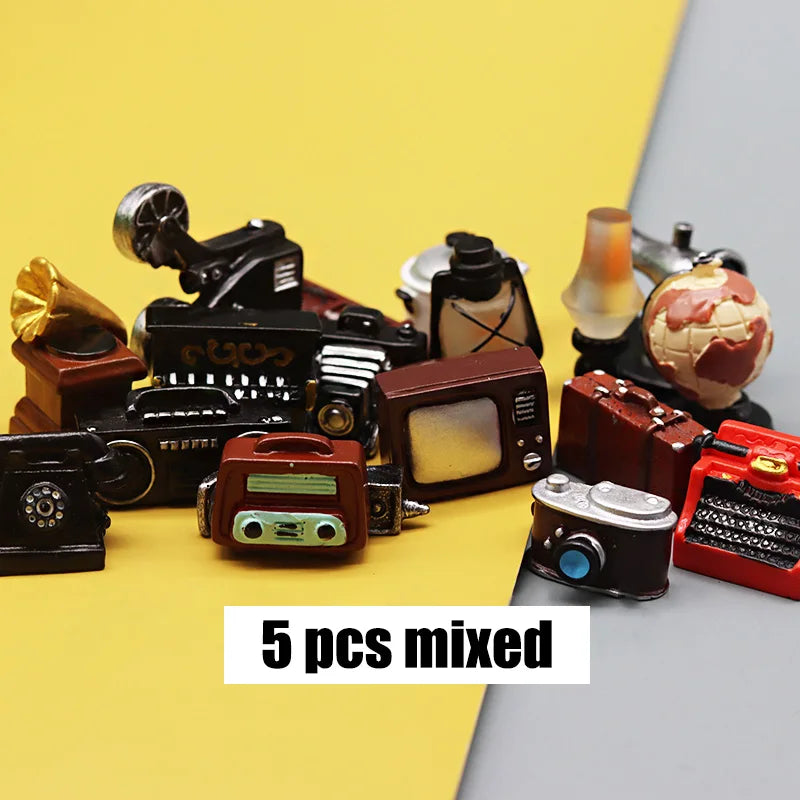 Retro Appliances Model Miniature Camera Gramophone TV Radio Fan Wall Clock DIY Doll House Decor, Terrarium Landscape Figurines